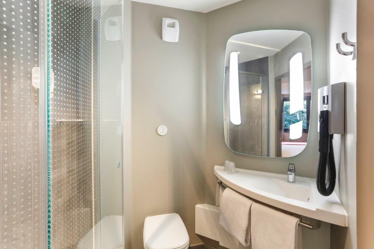 Ibis Gonesse Le Bourget Hotel Exterior photo